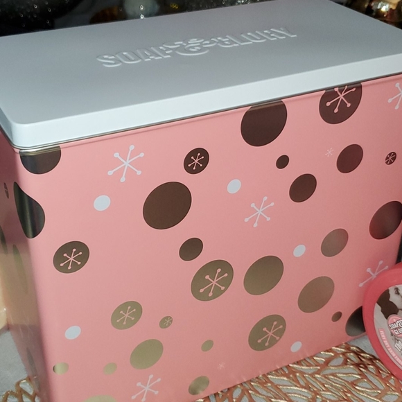 SOAP & GLORY 7 PC FACE AND BODY HYDRATING - Picture 10 of 10